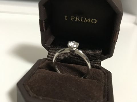 【アイプリモ(I-PRIMO)の口コミ】 【価格とデザインについて】
当時3万の婚約指輪を購入しました！デザイン…