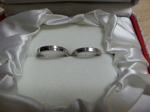 【ete(エテ)の口コミ】 丸いデザインの指輪が好きではなかったのですが、店頭に置いている指輪は…