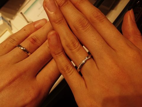 【エクセルコダイヤモンド(EXELCO DIAMOND)の口コミ】 他のブランドでもダイヤモンド付きの指輪はいくつか試着しましたが、こち…