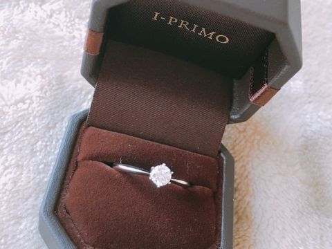 【アイプリモ(I-PRIMO)の口コミ】 価格は他のブランドに比べてお手頃ですが、ダイヤモンドの輝きはしっかり…