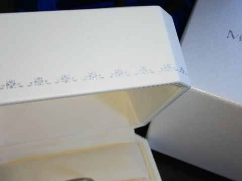 【MIKIMOTO(ミキモト)の口コミ】 購入の決め手は、価格と品質、デザインの3点です。マリッジリングにもダイ…