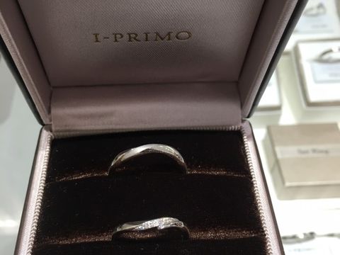 【アイプリモ(I-PRIMO)の口コミ】 まず彼がこちらの指輪を気に入りました。マット加工が他の指輪と異なりす…