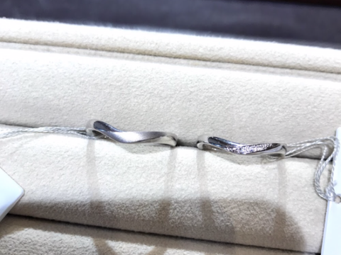 【TRECENTI(トレセンテ)の口コミ】 指が細く見えて、キラキラ感も程よい感じが気に入りました。細すぎず、太…