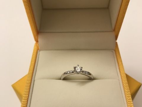 【ケイウノ ブライダル(K.UNO BRIDAL)の口コミ】 母から譲り受けたダイヤモンドの指輪を、せっかくなのでリフォームしまし…