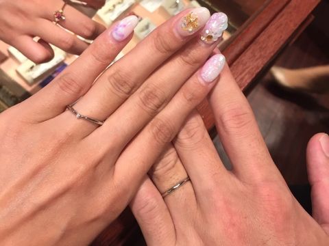 【ケイウノ ブライダル(K.UNO BRIDAL)の口コミ】 ディズニーのプリンセスシリーズの結婚指輪を試着しました。
既製品ではあ…