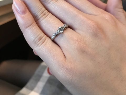 【I's stone(アイズストーン)の口コミ】 リボンのデザインでとってもかわいらしいリングでした。アイズストーンで…