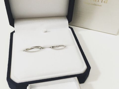 【festaria bijou SOPHIA(フェスタリア ビジュソフィア)の口コミ】 婚約指輪と馴染むように同じフェスタリアにしました。結婚指輪もウェーブ…