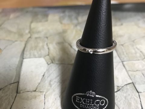 【エクセルコダイヤモンド(EXELCO DIAMOND)の口コミ】 着用時のミルの見え方が綺麗だったこと、自分がぼんやりとイメージしてい…
