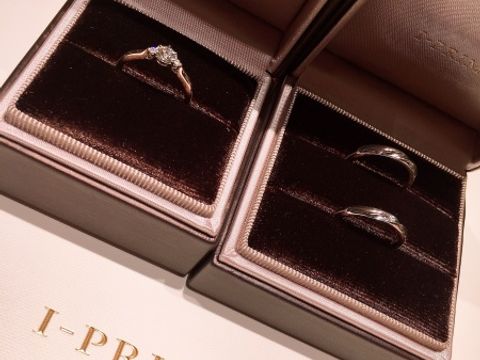 【アイプリモ(I-PRIMO)の口コミ】 旦那さんが選んでくれました。
デザインが変えられるということでこれに決…