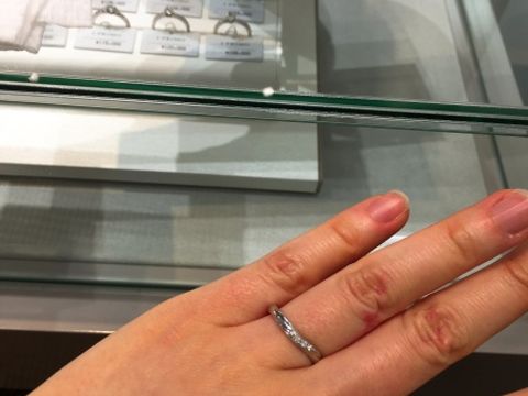 【アイプリモ(I-PRIMO)の口コミ】 デザインは、S字やV字カーブなど色々な種類があり、試着するのが楽しかっ…