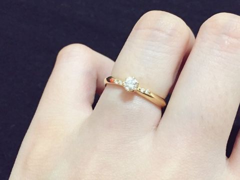 【agete(アガット)の口コミ】 ゴールドのエンゲージリングの選択肢が圧倒的に少なく、普段から愛用して…