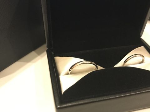 【エクセルコダイヤモンド(EXELCO DIAMOND)の口コミ】 Theシンプルを軸に色々と迷いましたが、ダイヤのついてないものにしました…