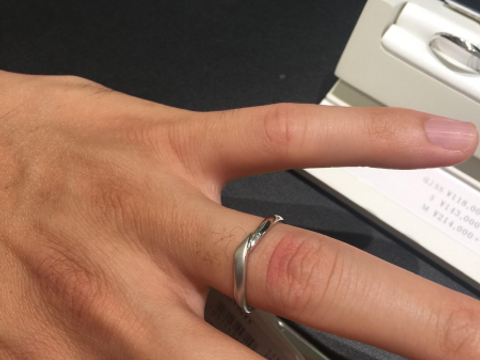 【CAFERING(カフェリング)の口コミ】 とても付け心地が素晴らしくて、つけていて違和感を感じなかった。リング…