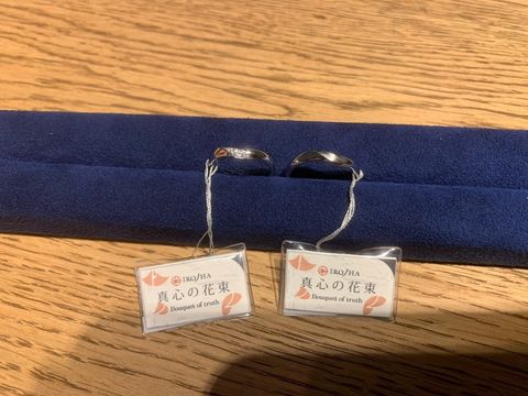 【BIJOUPIKO(ビジュピコ)の口コミ】 斜めのラインが気に入りました。値段は10万ちょっとだったと思います。ブ…