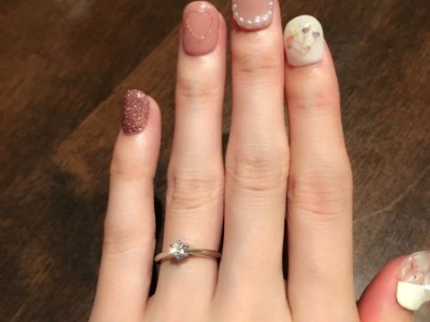 【銀座ダイヤモンドシライシの口コミ】 指輪のコンセプトや手を取り合ったところをイメージしたデザインがとても…