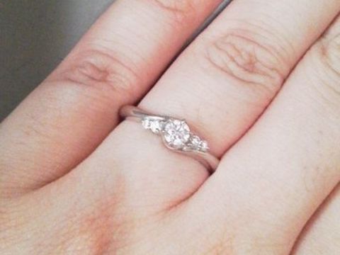 【STAR JEWELRY(スタージュエリー)の口コミ】 出身地が元々横浜だったので昔からこのブランドが好きでした。
ですので指…