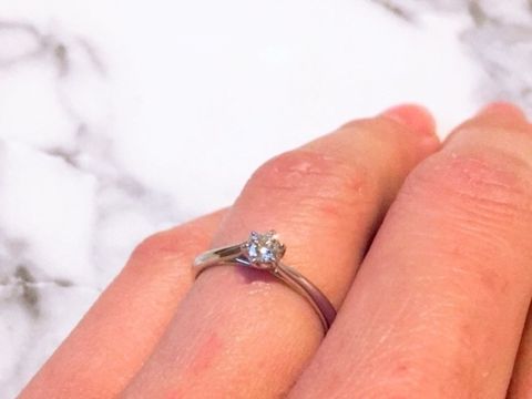 【銀座ダイヤモンドシライシの口コミ】 シンプルなデザインで探していたことと、想定していた価格にはまっていた…