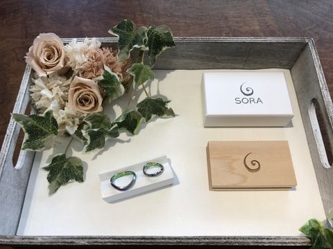 【SORA(ソラ)の口コミ】 ゼクシィをみて、完全に一目惚れしました！自分のオリジナルの指輪をつけ…
