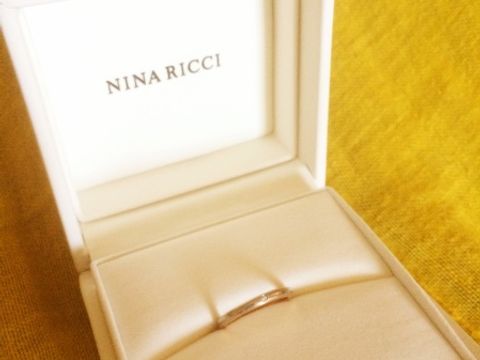 【NINA RICCI(ニナリッチ)の口コミ】 彼が色黒でがっしりした手なので、彼の肌や指に合う指輪を探していました…