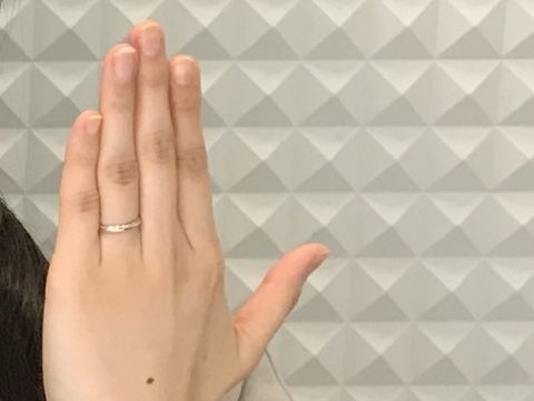 【アイプリモ(I-PRIMO)の口コミ】 ピンクゴールドが好きで、結婚指輪らしさも欲しかったため、プラチナメイ…