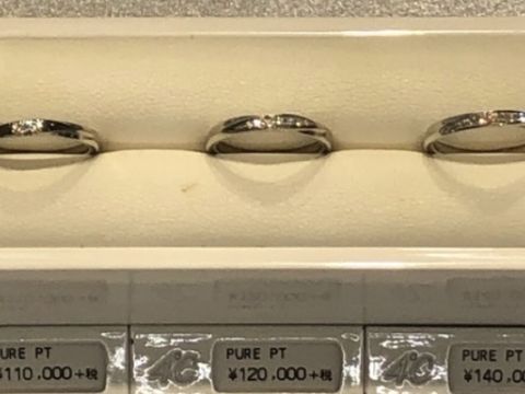 【4℃ BRIDAL(ヨンドシーブライダル)の口コミ】 4℃ブライダルはやはり非常に有名なだけあり、着け心地がとてもよく、安心…