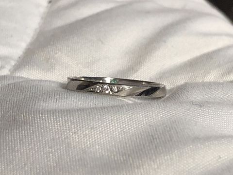 【リューツウの口コミ】 夫の仕事柄、壊れたり変形することを危惧し丈夫なものを探していました。
…