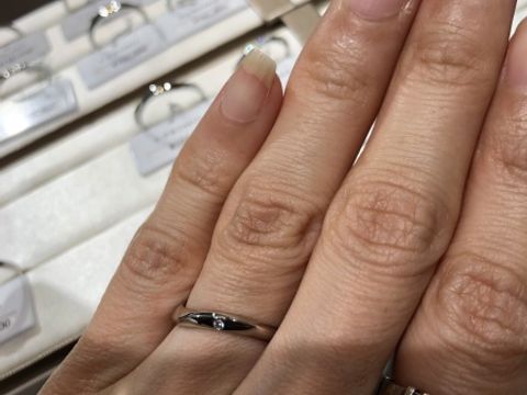 【アイプリモ(I-PRIMO)の口コミ】 ふとめで一粒ダイヤのものを探しており、見せて頂いた中で一番気に入った…