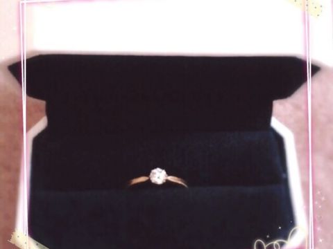 【AHKAH(アーカー)の口コミ】 こちらはAHKAHのエンゲージリングのラインではないのですが、クラシカルな…