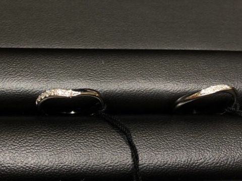 【ラザール ダイヤモンド(LAZARE DIAMOND)の口コミ】 指輪全体として太めでしっかりとしているという印象を受けました！結婚指…