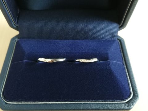 【銀座ダイヤモンドシライシの口コミ】 絶対にCartierと思っていましたが、着け心地がよく、手を握っても違和感の…