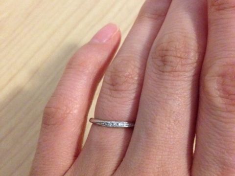 【LUCIE(ルシエ)の口コミ】 長年ずっとつけるものですので、シンプルで飽きのこないデザインを探して…