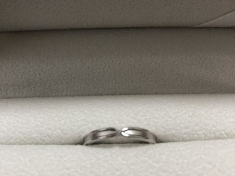 【OCTAVE(オクターヴ)の口コミ】 まず、シンプルなものを選びたいと思い探しました。
いくつかデザインを見…