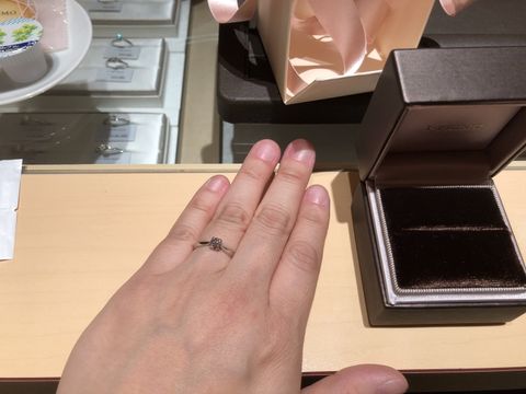 【アイプリモ(I-PRIMO)の口コミ】 甘過ぎるデザインは苦手で、メレなどたくさんの石があるものではなく、シ…