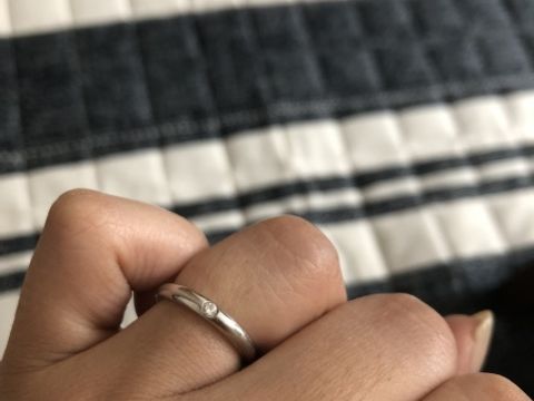 【ROYAL ASSCHER(ロイヤル・アッシャー)の口コミ】 価格的には高すぎないとおもいます。シンプルなのをさがしていらひとには…