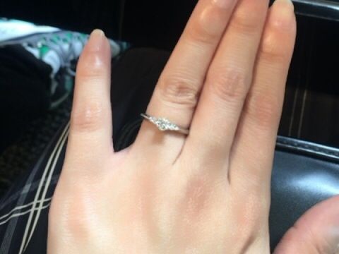 【エクセルコダイヤモンド(EXELCO DIAMOND)の口コミ】 デザインの種類がかなり多く、何種類かの好みのデザインを持ってきて頂い…