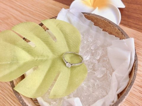 【ティファニー(Tiffany & Co.)の口コミ】 ダイヤは大っきすぎないタイプが良かったのでなるべくシンプルなものにし…