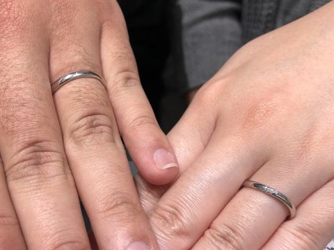 【アイプリモ(I-PRIMO)の口コミ】 側面にまでダイヤモンドが埋め込まれているので、自分から見た時だけでは…