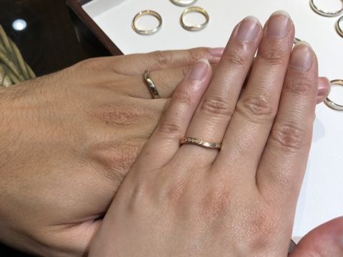 【杢目金屋(もくめがねや)の口コミ】 デザインはどこにもないモクメガネヤさんのデザインだと思います。形も色…