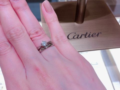 【カルティエ(Cartier)の口コミ】 結婚指輪は毎日使用するものなので、ブランド名も大切に選びました。スタ…