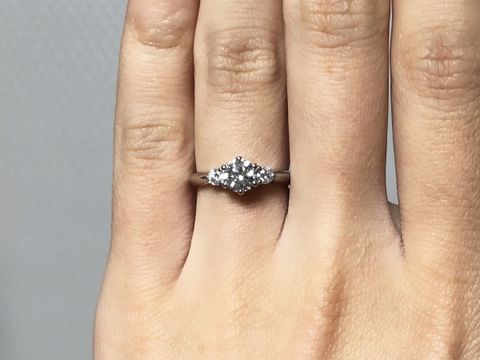 【ジュエリーツツミ(JEWELRY TSUTSUMI)の口コミ】 最初はハート型の30～50万くらいのものが欲しかったのですが、夫が「20年…