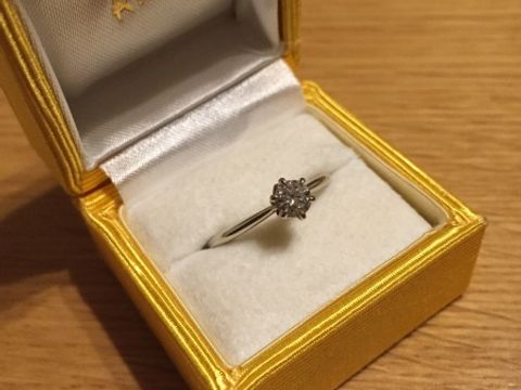 【ケイウノ ブライダル(K.UNO BRIDAL)の口コミ】 プロポーズは大好きなディズニーランドへの旅行で受けました。それに合わ…