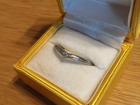 【ケイウノ ブライダル(K.UNO BRIDAL)の口コミ】 婚約指輪もこちらで購入していたので、重ね付けできるようなデザインで且…