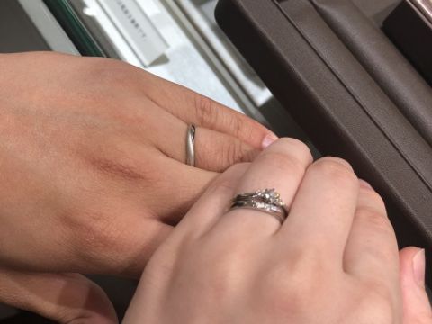 【アイプリモ(I-PRIMO)の口コミ】 重ねづけしても、単独でつけても存在感があるデザインが気に入りました。 …