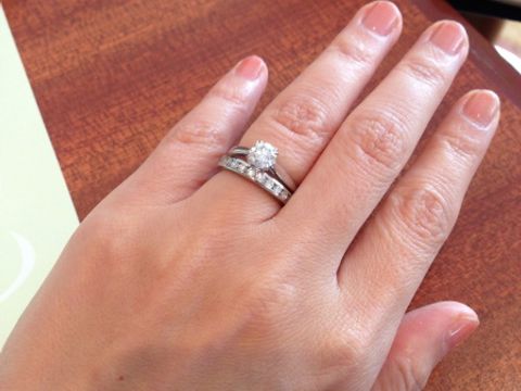 【ティファニー(Tiffany & Co.)の口コミ】 エタニティーリングというのは決めていたのですが、ブランド、ダイヤの形…