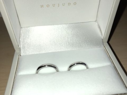 【宝寿堂(ほうじゅどう)の口コミ】 プラチナのシンプルな結婚指輪をネットで探し、何軒かまわりました。なん…