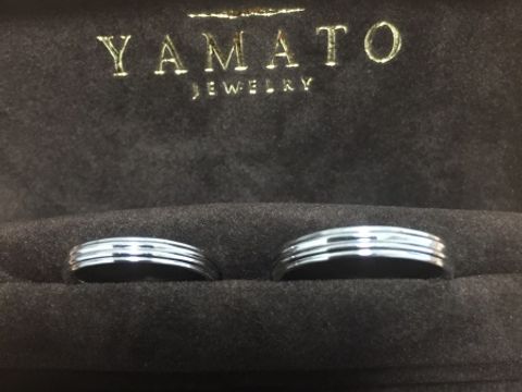 【PILOT BRIDAL(パイロットブライダル)の口コミ】 同じくYAMATOさんで、婚約指輪として購入した同ブランドのDearと重ね着け…