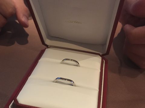 【カルティエ(Cartier)の口コミ】 最初からシンプルなデザインで探しておりました。また、指が太いのでデザ…