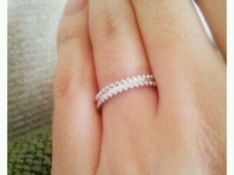 【ヴァン クリーフ＆アーペル(Van Cleef & Arpels)の口コミ】 国内在庫が少ない商品で、店舗も少ないので貴重な指輪となっております。
…