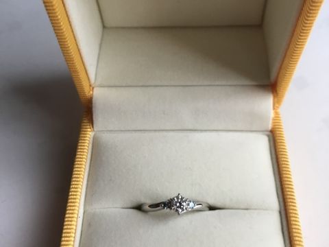 【ケイウノ ブライダル(K.UNO BRIDAL)の口コミ】 一つしかない指輪を渡したかったため、オーダーして作っていただきました…