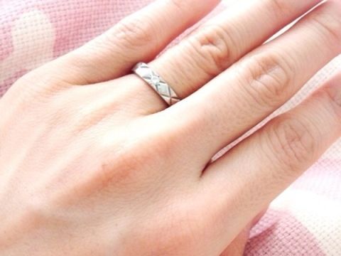 【シャネル(CHANEL)の口コミ】 元々このブランドがとても好きで婚約指輪もシャネルにしました。
ですので…